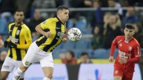 不禁联想到 不禁联想到