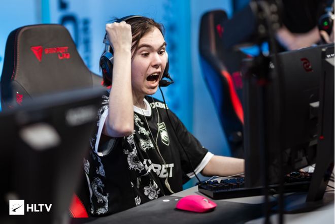 却是典型的 却是典型的